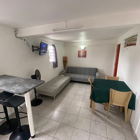 Logement De 40M2 Avec Terrasse, Moderne Et Equipe Petit-Canal Экстерьер фото