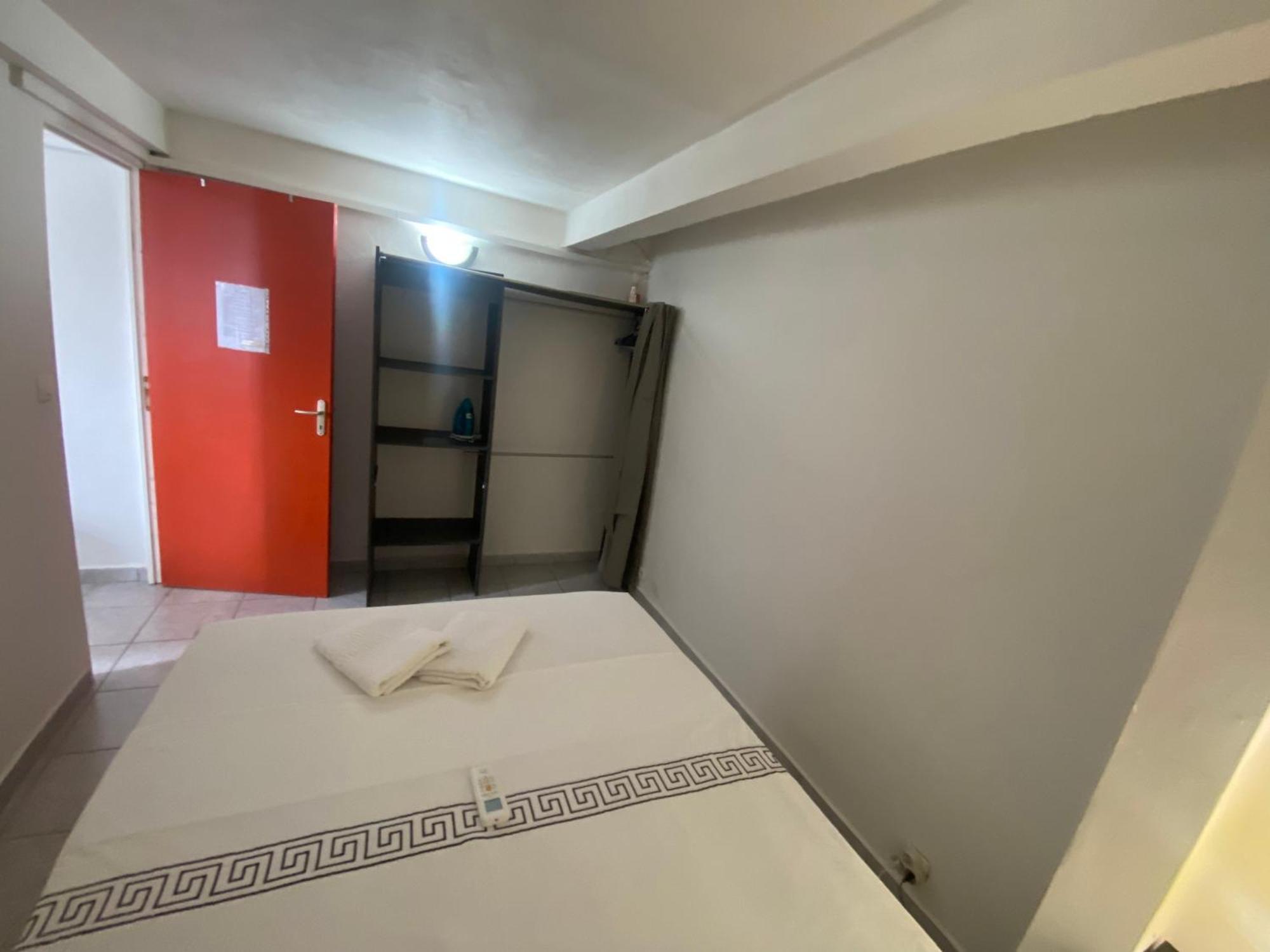Logement De 40M2 Avec Terrasse, Moderne Et Equipe Petit-Canal Экстерьер фото