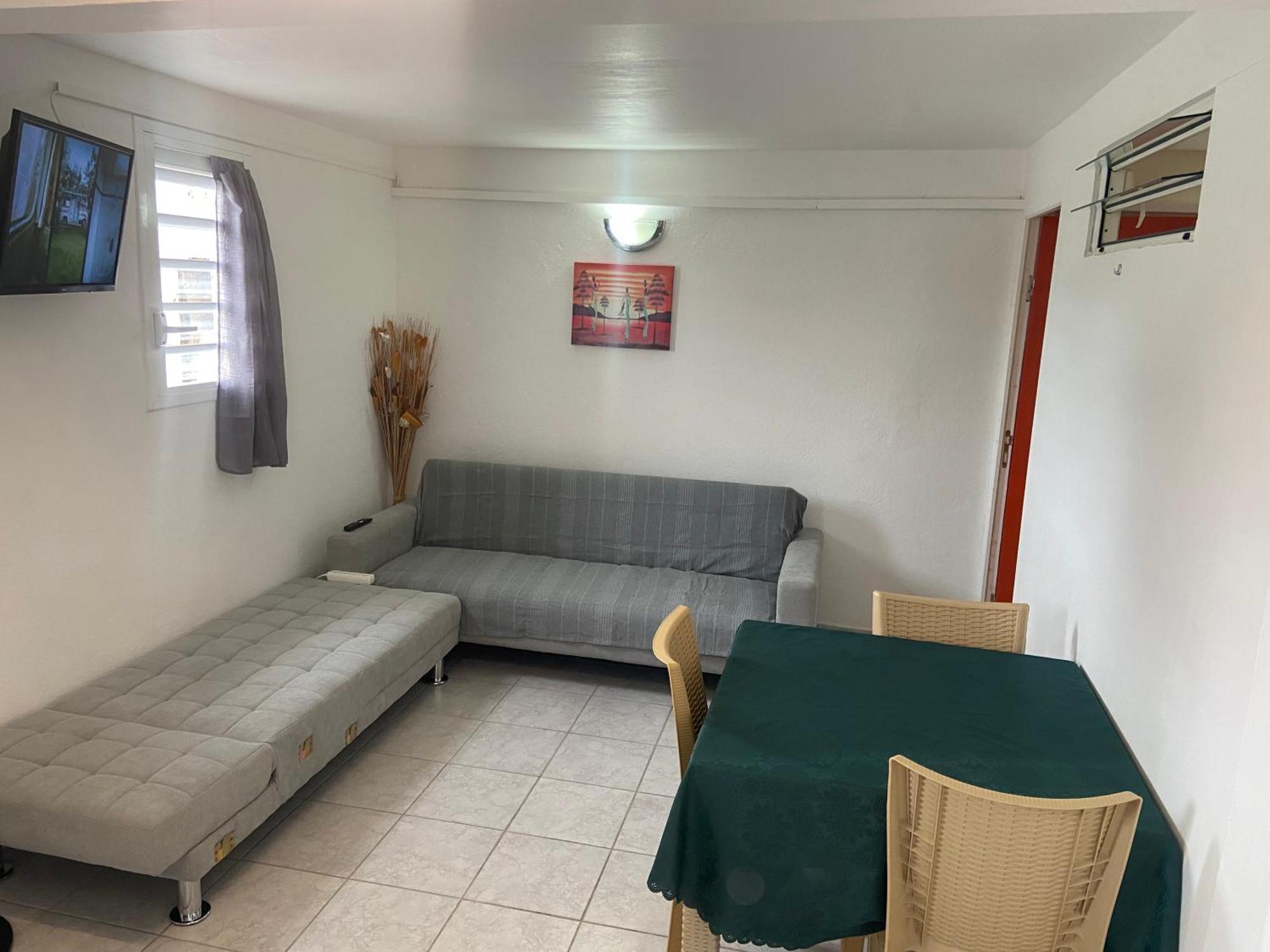 Logement De 40M2 Avec Terrasse, Moderne Et Equipe Petit-Canal Экстерьер фото