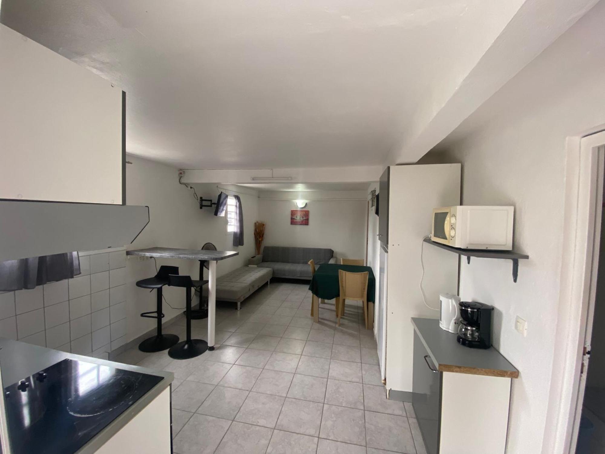 Logement De 40M2 Avec Terrasse, Moderne Et Equipe Petit-Canal Экстерьер фото